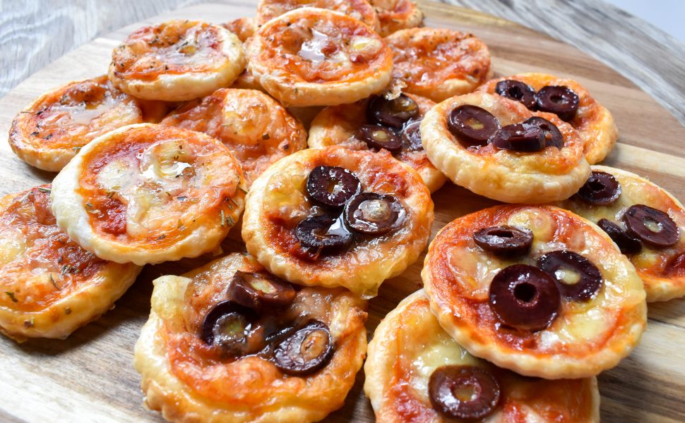 Pizzette di sfoglia (puff pastry mini pizzas)