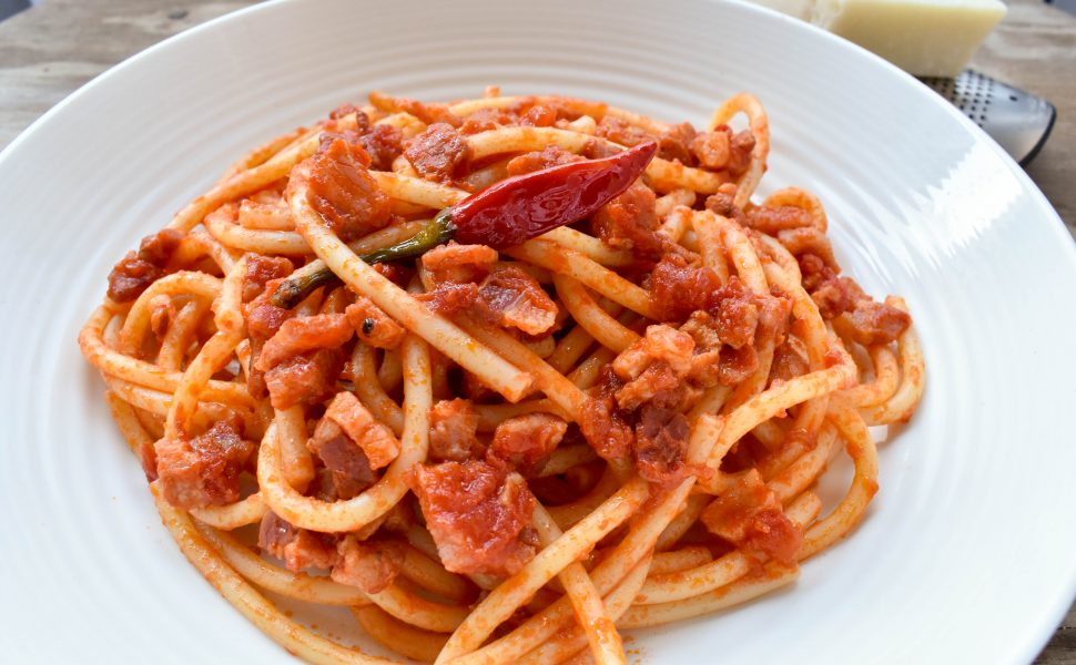 Bucatini pasta all’Amatriciana