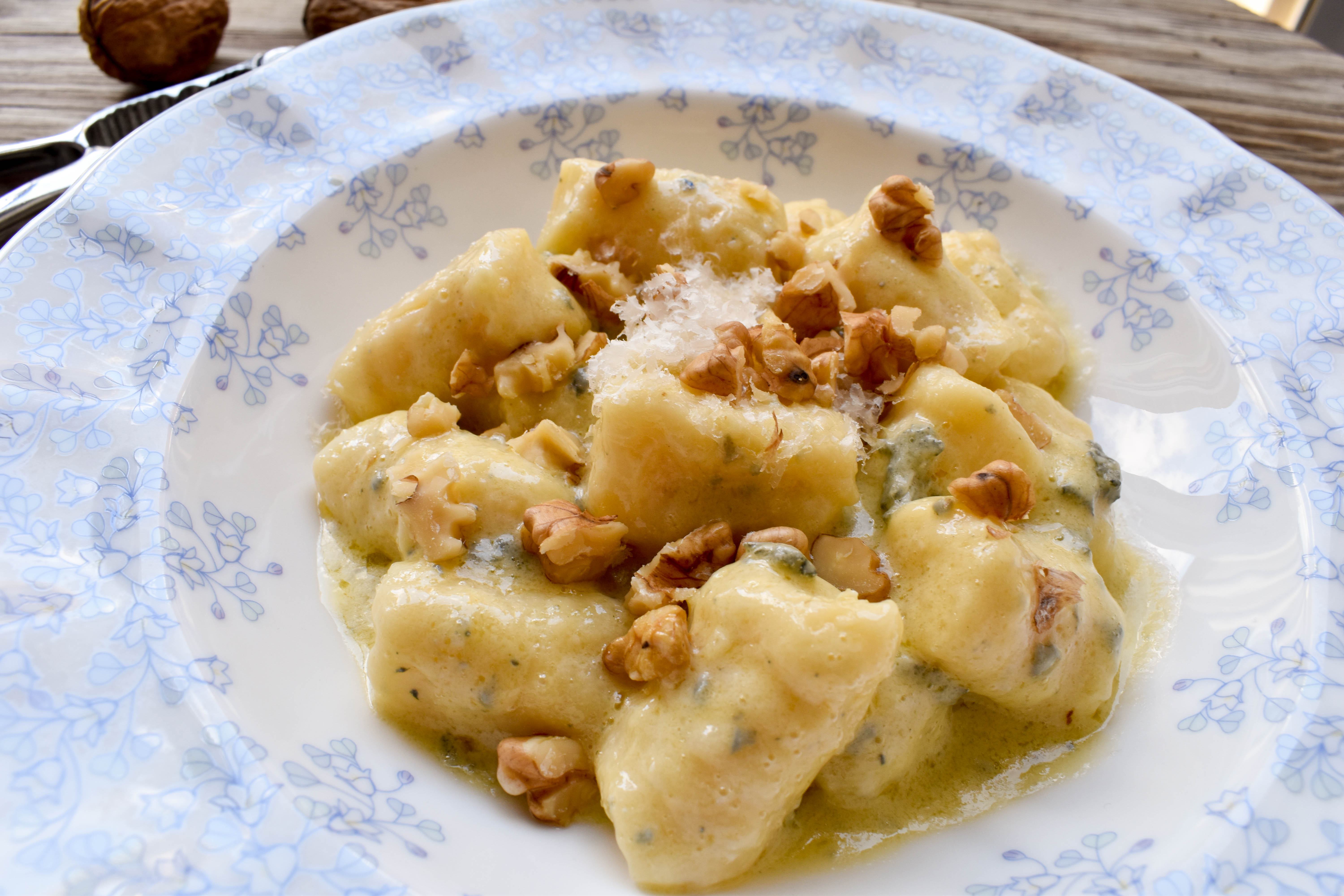 Creamy Gorgonzola Gnocchi (No Cream) - My Sequined Life