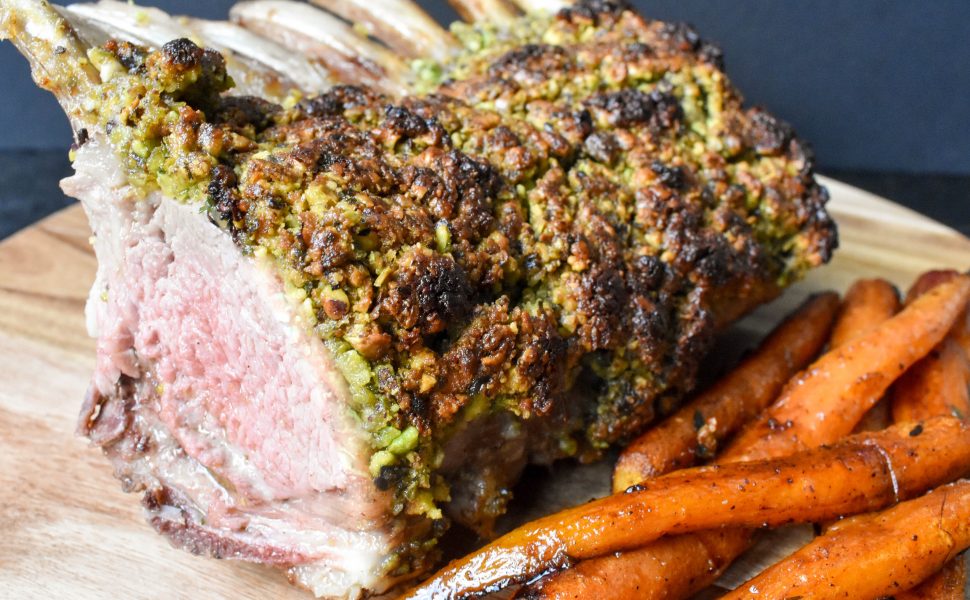 Pistacchio-crusted lamb racks with balsamic roasted carrots