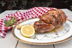 Slow cooked lamb leg 'al forno' (oven baked)