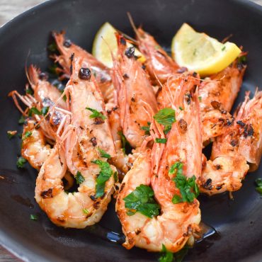 Gamberi aglio e peperoncino (Garlic and chilli prawns)