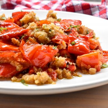 Oven baked capsicum with aromatic minty breadcrumbs