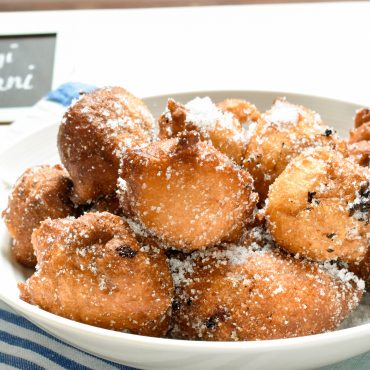 Sfingi Siciliani (Sicilian style doughnuts)