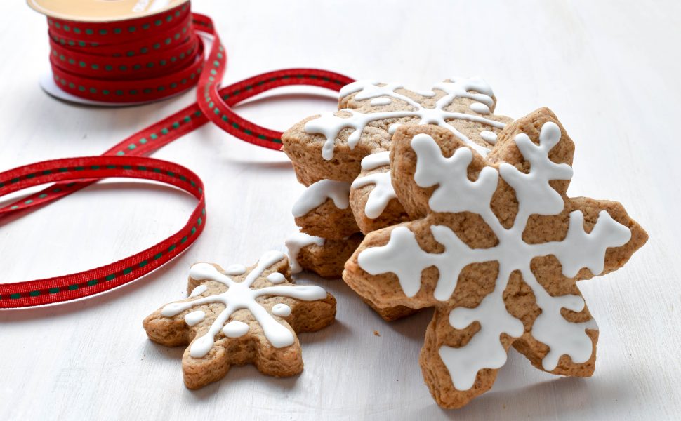 Snowflake gingerbread biscuits