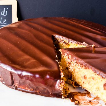 Torta di nocciole (hazelnut cake) with chocolate ganache