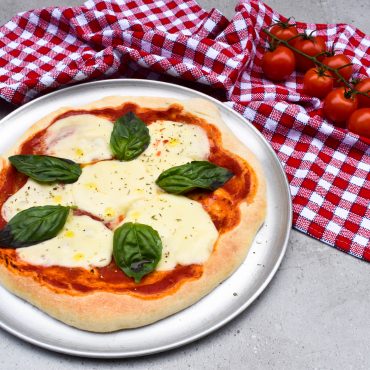 Home-made Pizza Margherita