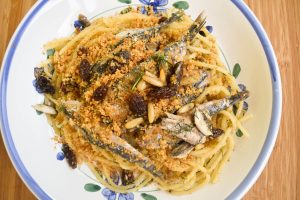 Sicilian-style pasta con le sarde (with sardines)