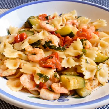 Farfalle pasta with zucchini and gamberetti (shrimp)