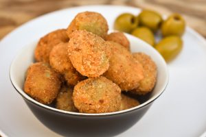 Olive Ascolane (meat stuffed olives)