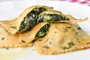 Ravioli filled with spinach and ricotta