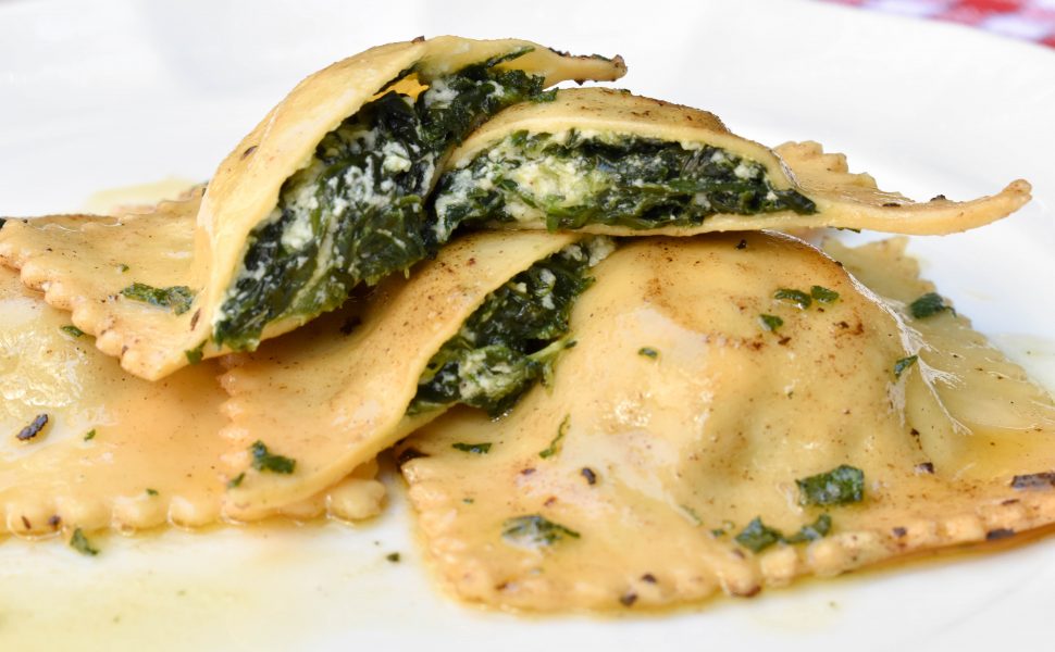 Ravioli filled with spinach and ricotta
