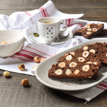 Chocolate and hazelnut cantucci