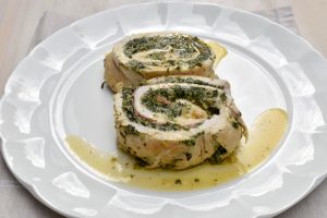 Rolled chicken with spinach and ricotta