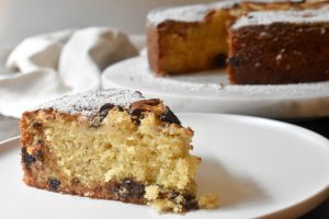 Best choc chip banana cake