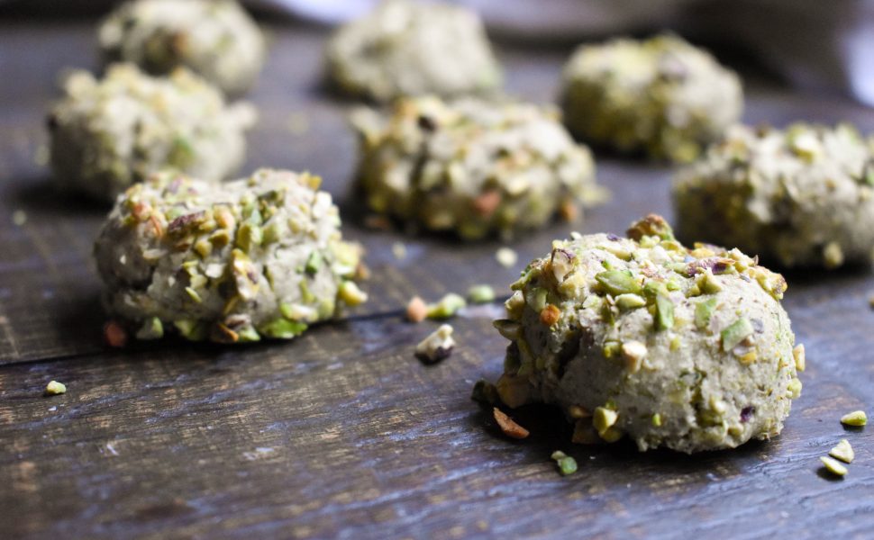 Gluten-free pistachio cookies