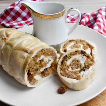 Rolled chicken roast with Sicilian stuffing