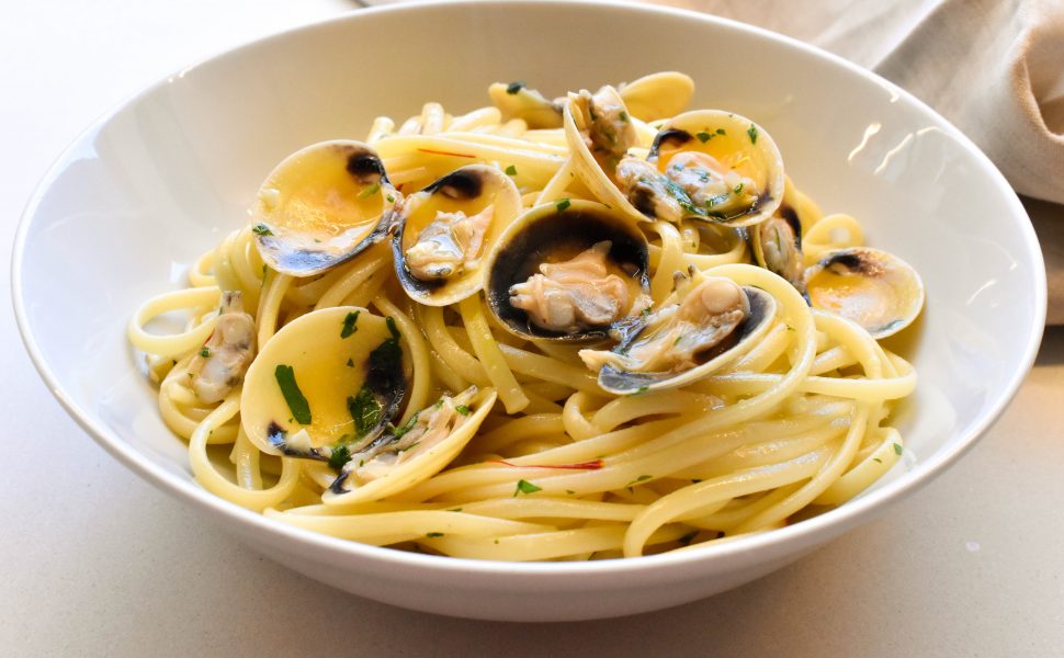 Clam pasta with saffron