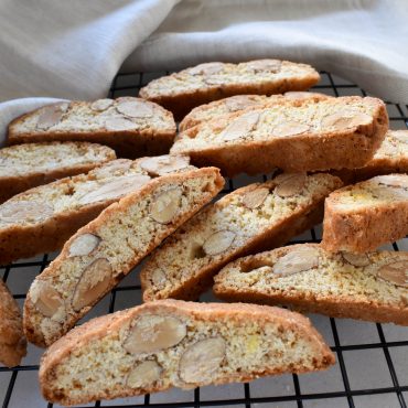 Easy Almond Cantucci (Italian Biscotti)